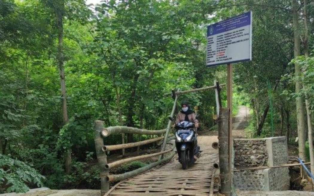 Heboh Jembatan Bambu di Ponorogo Senilai Rp 200 Juta